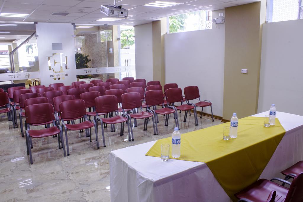 Hotel Europa Iquitos Zewnętrze zdjęcie